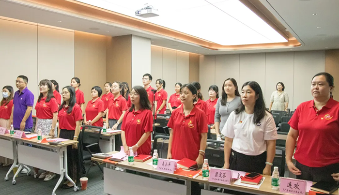 誦讀紅色經(jīng)典，傳承革命精神——仙津黨支部第二屆朗誦競賽活動